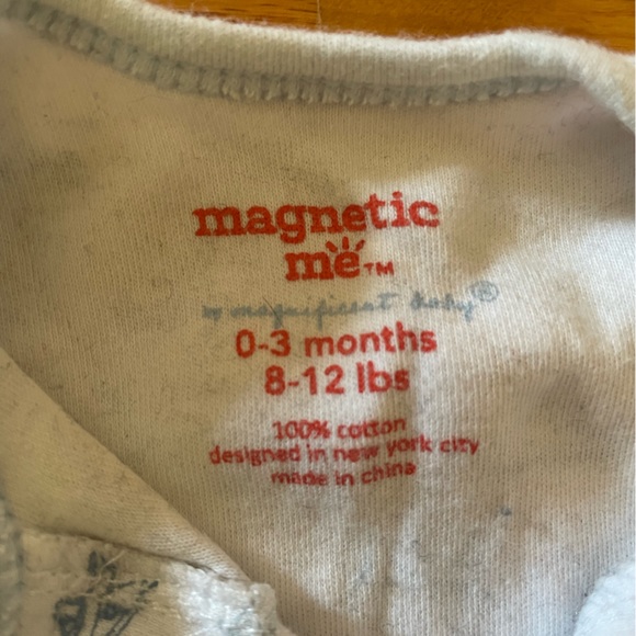 Magnetic me 0-3 month footed sleeper - Picture 2 of 2